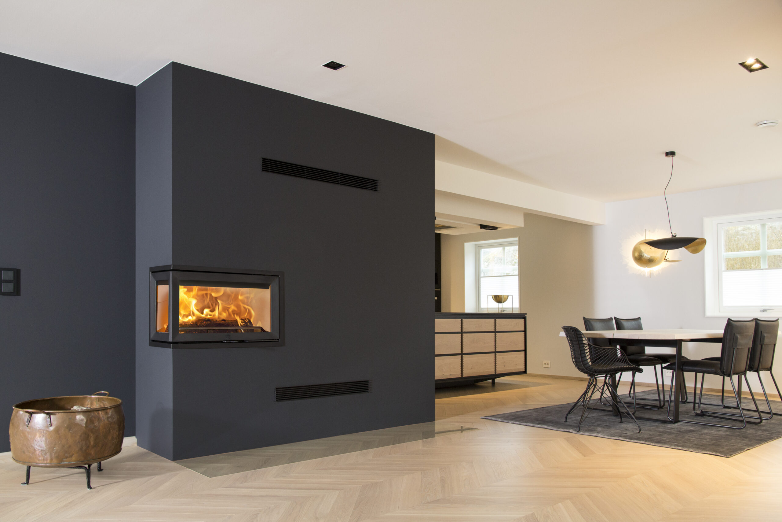 Jotul I 620 FL BP černý lak - Obrázek 3