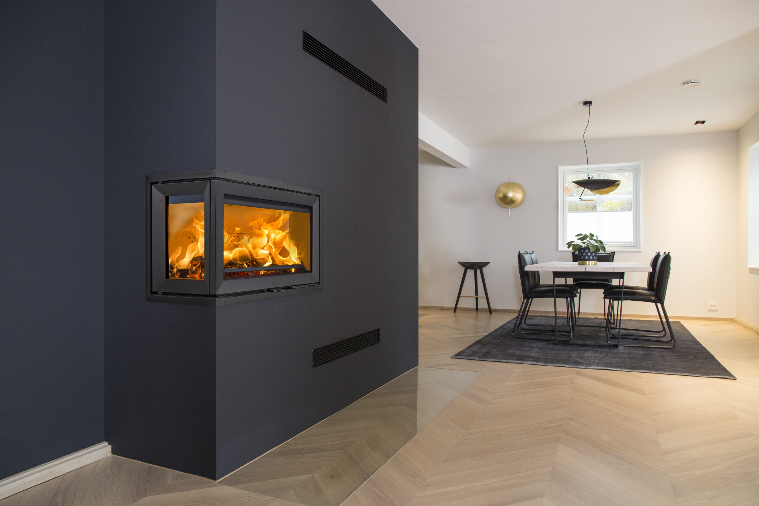 Jotul I 620 FL BP černý lak - Obrázek 4